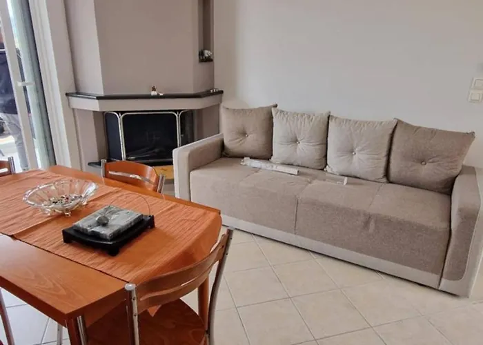 Antreas Cosy Parálion Ástros