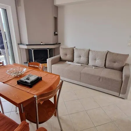 Antreas Cosy Parálion Ástros