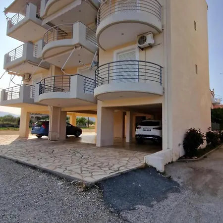 Antreas Cosy * Parálion Ástros